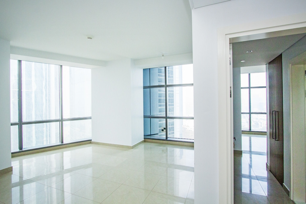 Furnished One Bedroom Apartment In Corniche - Photo 3