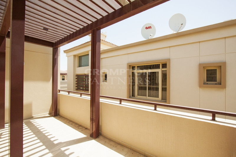 Private Pool | Family Garden Villa | Vacant - Photo 5