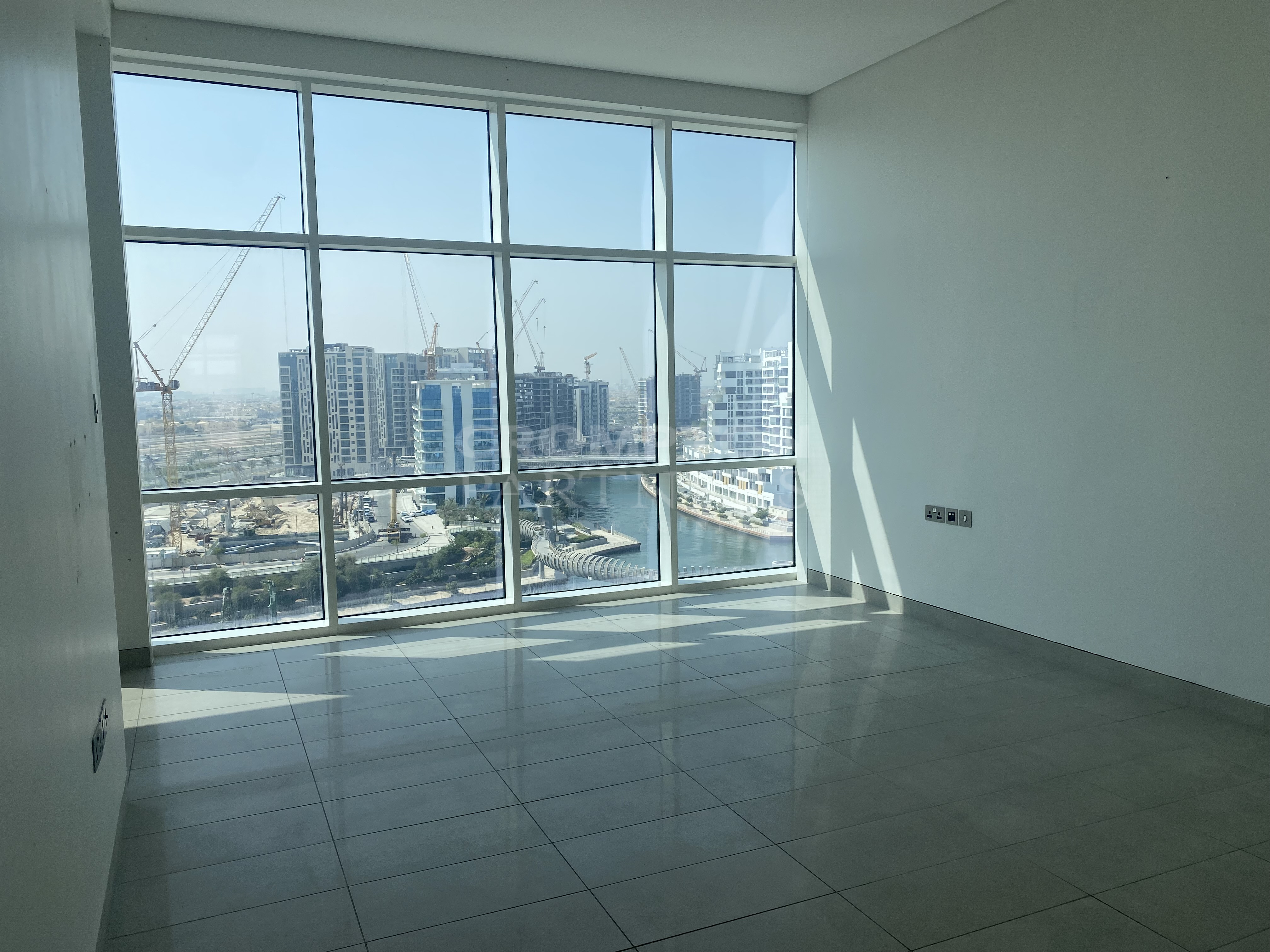 Sea View | Vacating Soon | Modern | Classy  - Photo 5