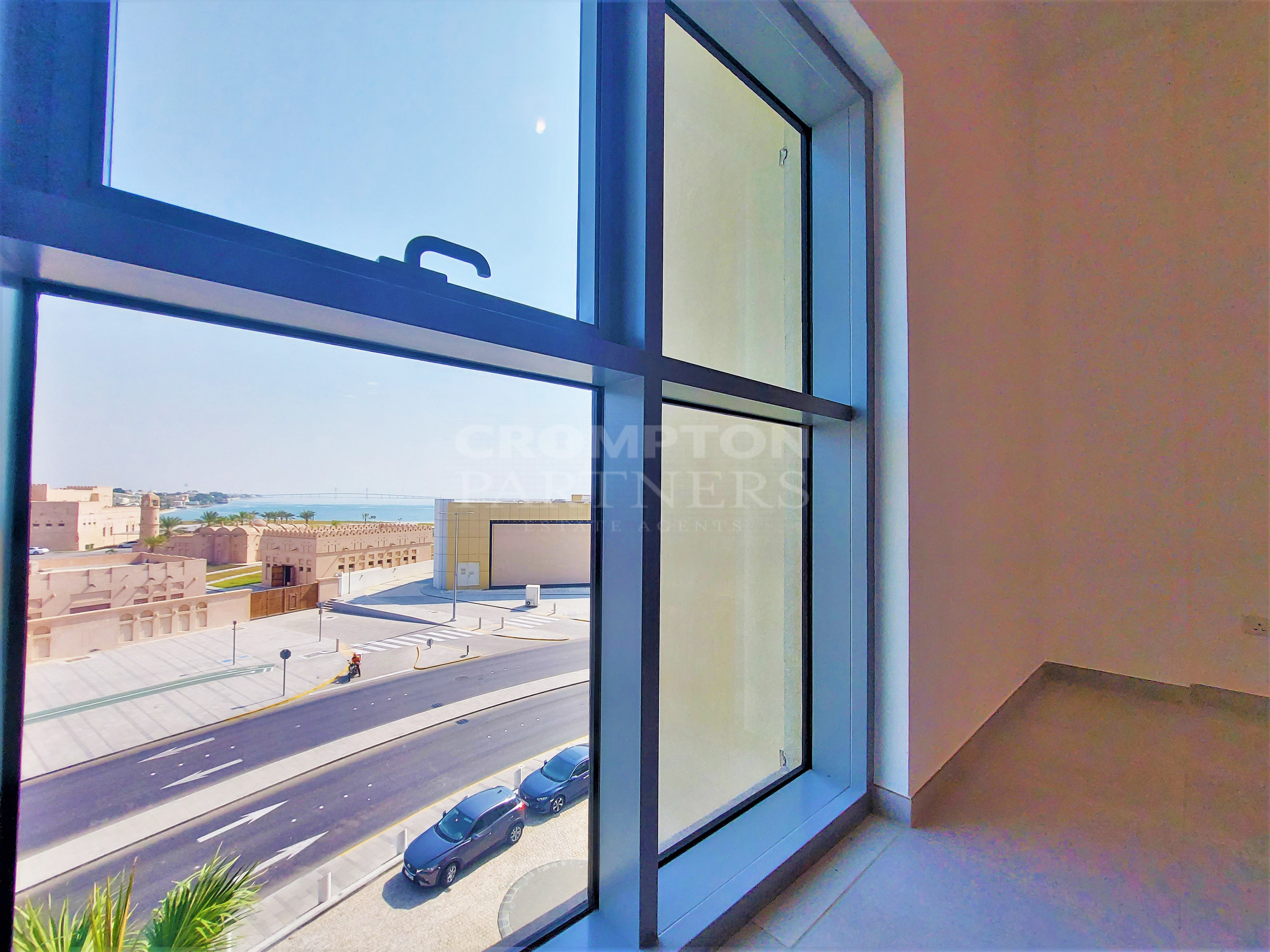 Best Amenities | Prime Location | Vacant - Photo 4