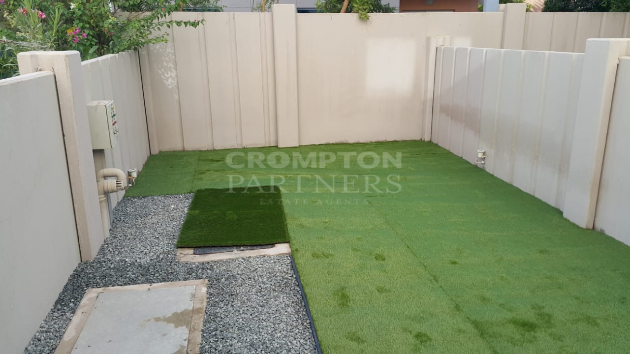 Double Row | Rent Refund | Private backyard