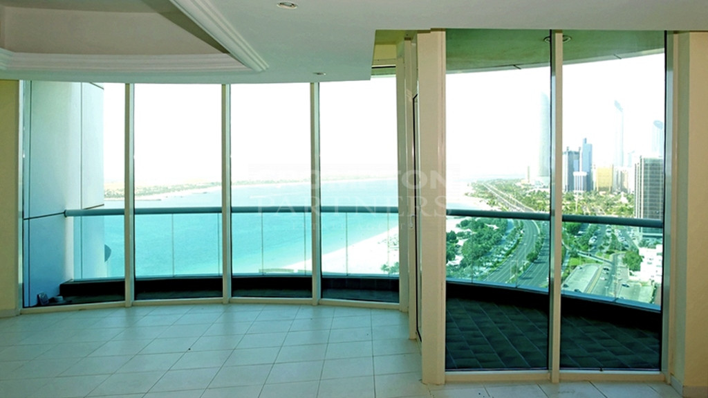 Spacious | Spectacular Views | With Maids Room - Photo 2