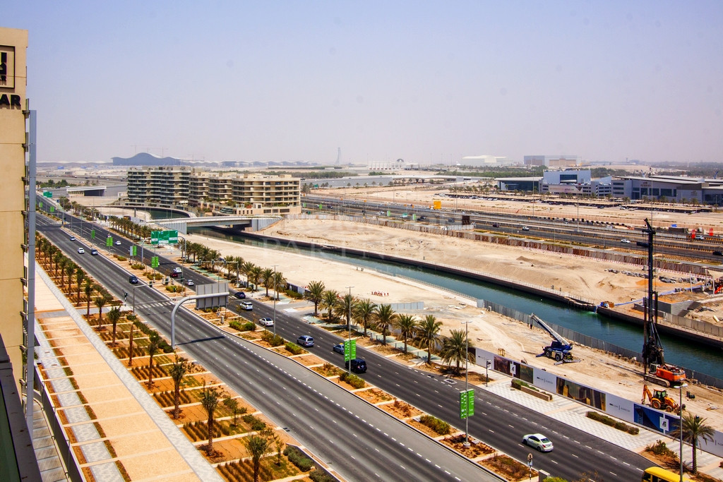 Beach Access|Newly Listed|With Rent Refund - Photo 2