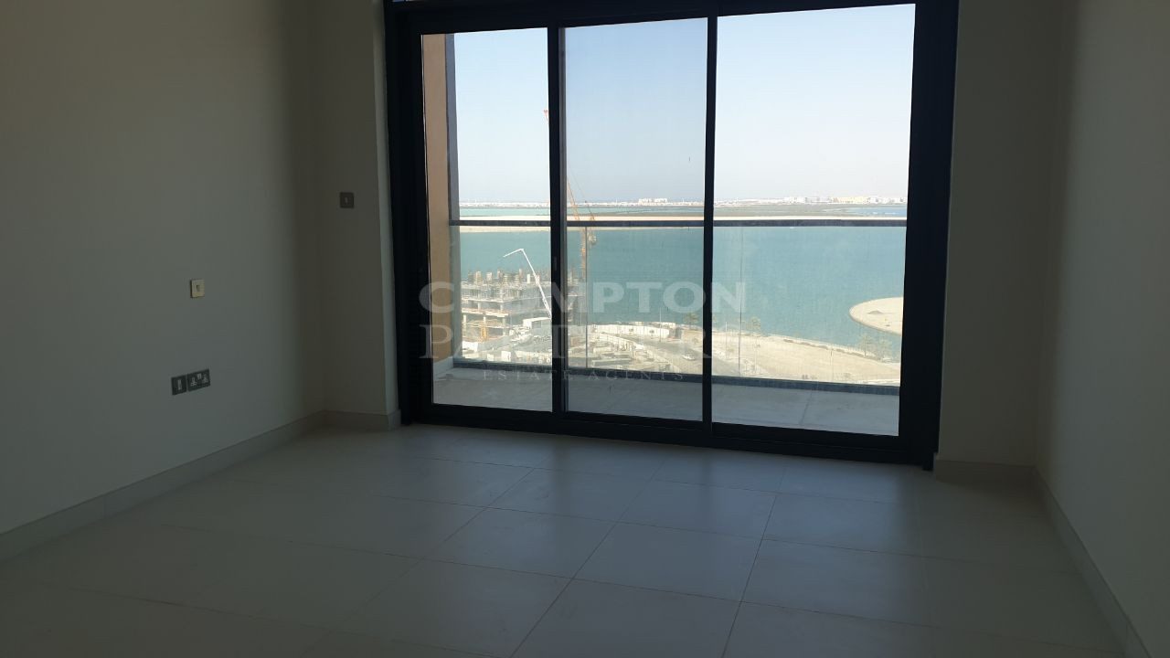 Mesmerizing | Ready To Move In | Prime Area - Photo 5