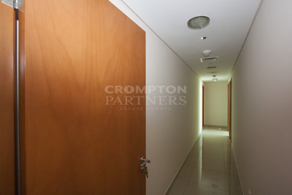 Lavish | Amazing Facilities | Large Balcony - Photo 5