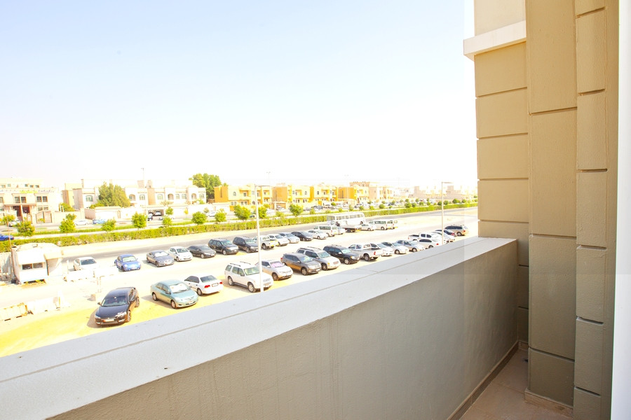 Ready To Move In |Great Community |Best Amenities - Photo 3