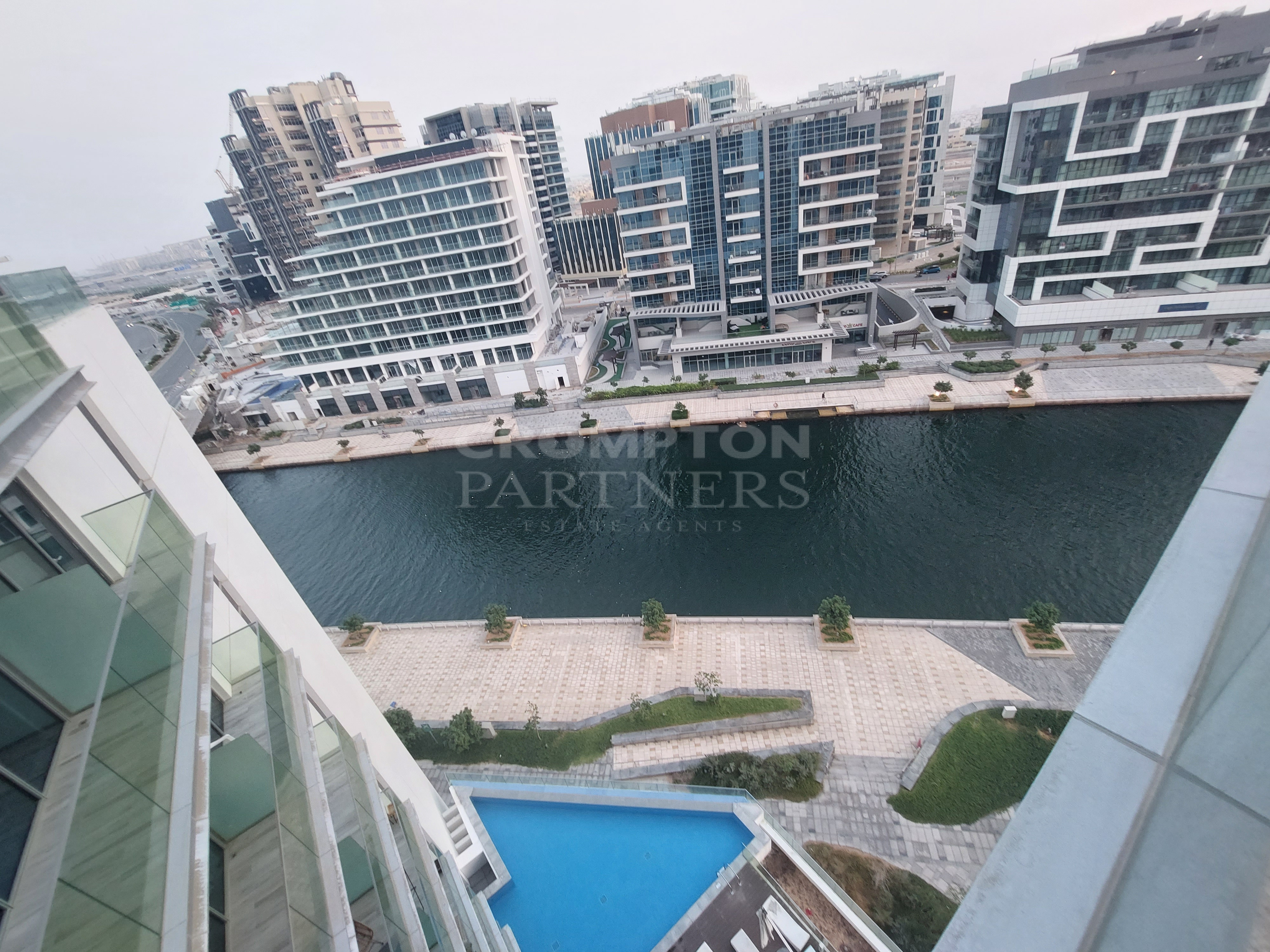 Canal View | Maids Room | Best Amenities - Photo 5