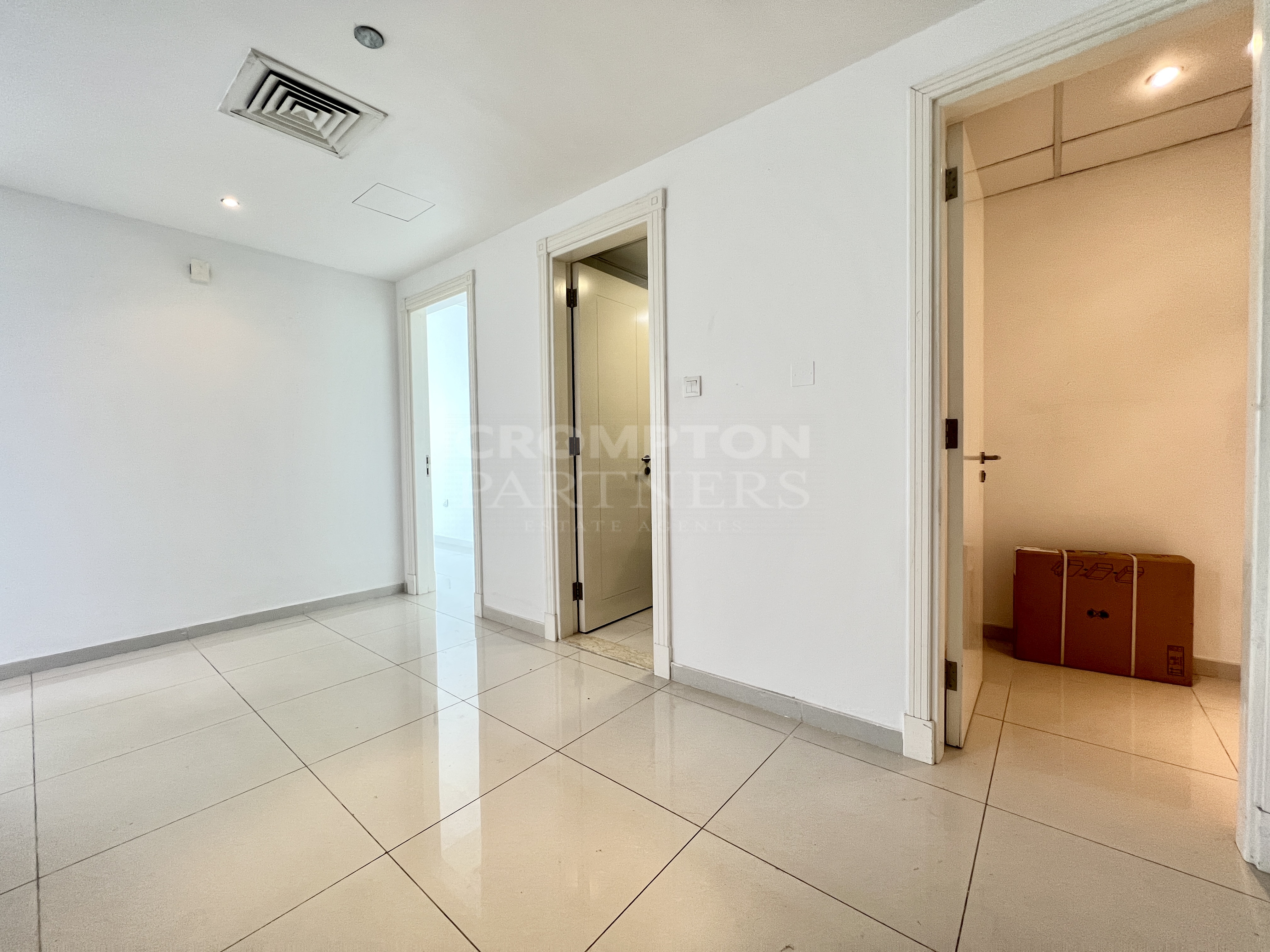 Actual | Balcony | Pet Friendly | Near Reem Mall - Photo 3