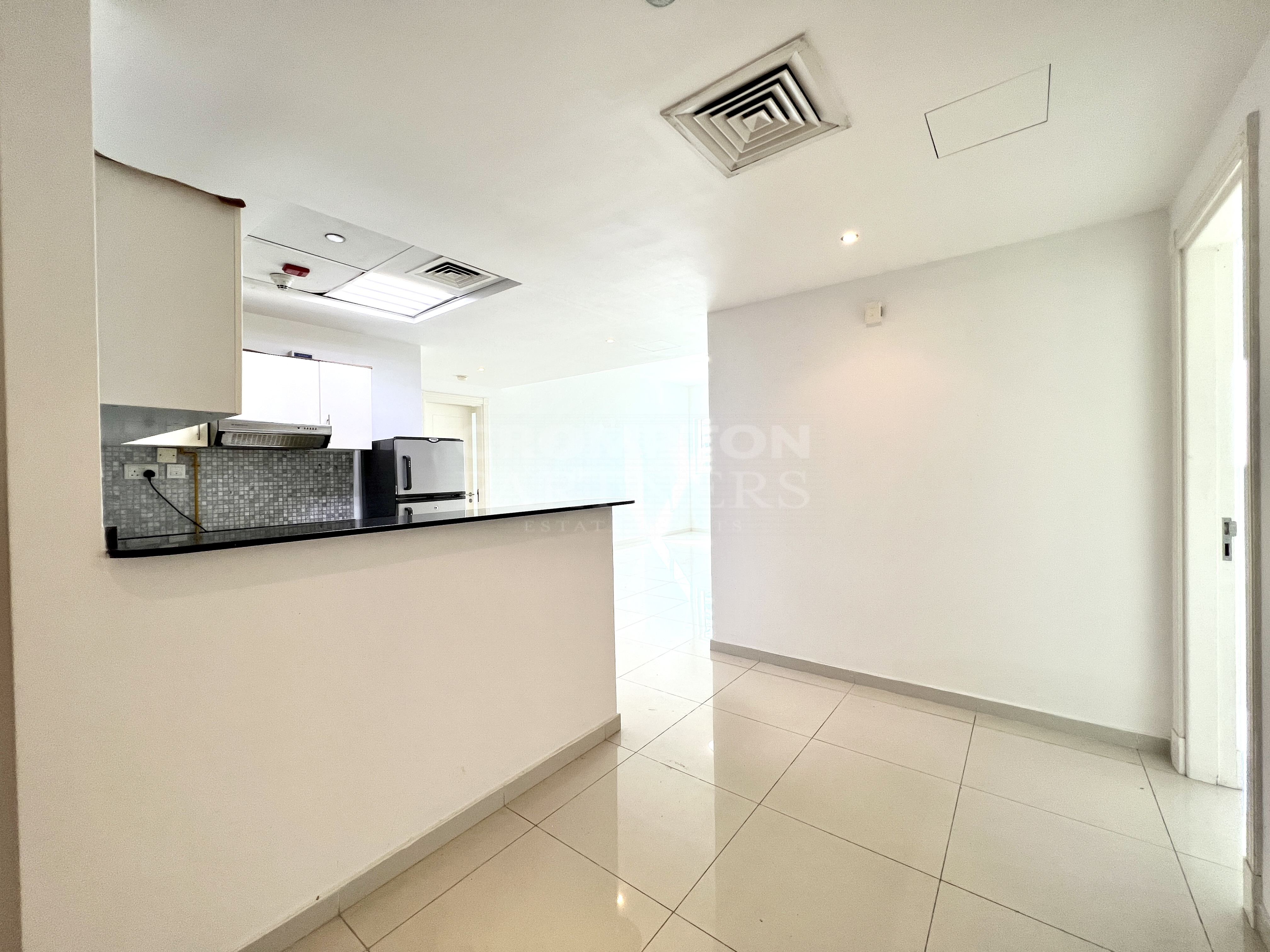 Actual | Balcony | Pet Friendly | Near Reem Mall - Photo 2