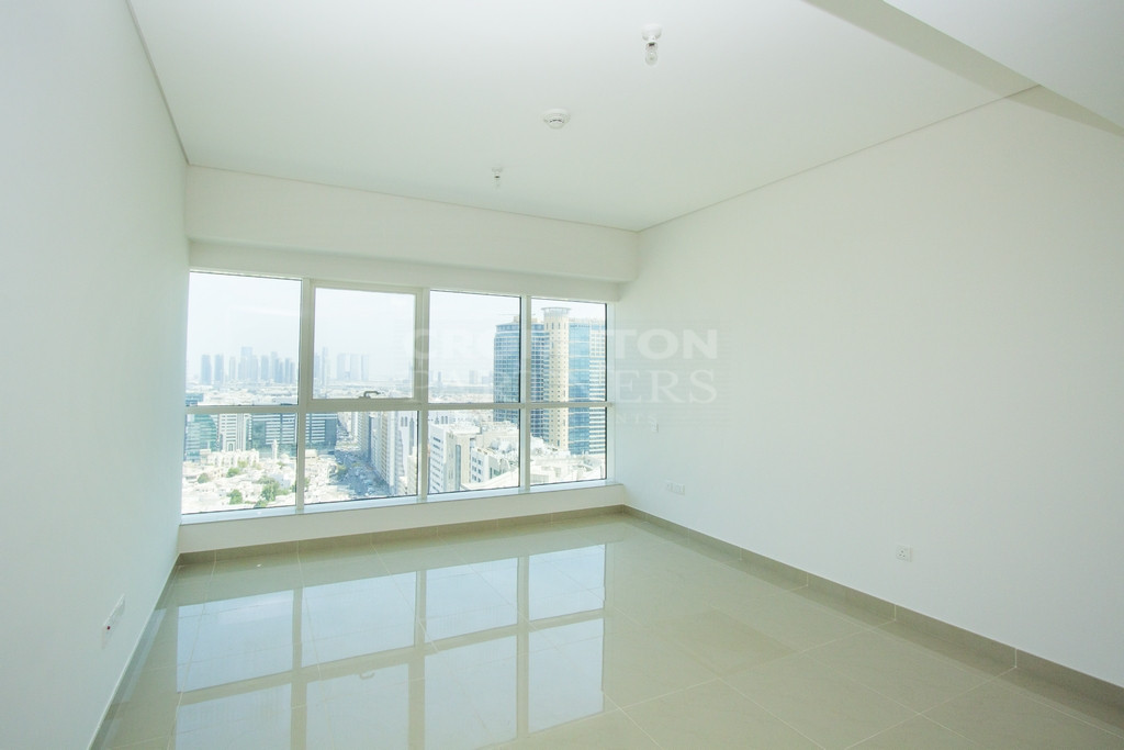 Panoramic City View | Vacant | World Class Living - Photo 3