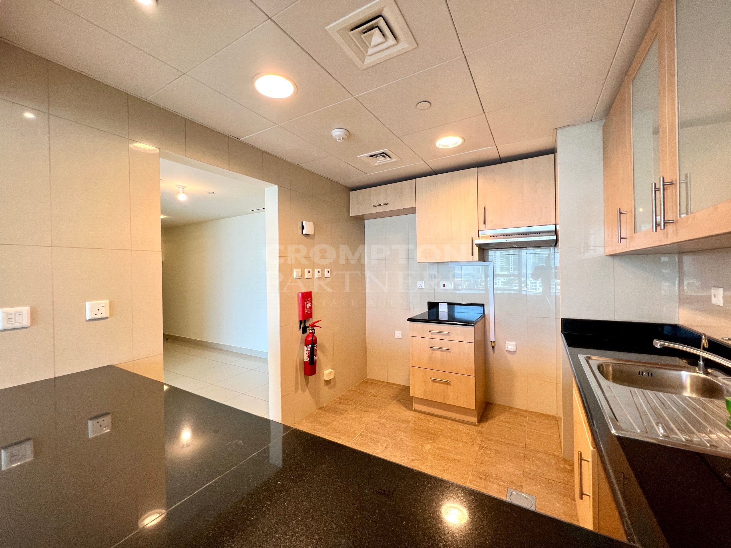 Good Investment | Spacious Layout | Ready to Move - Photo 4