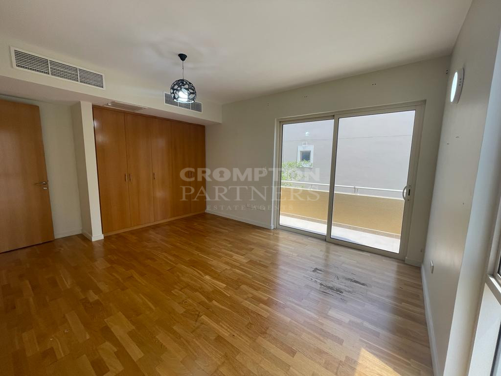 New Upgrades | Corner Single Row | Well Priced - Photo 2