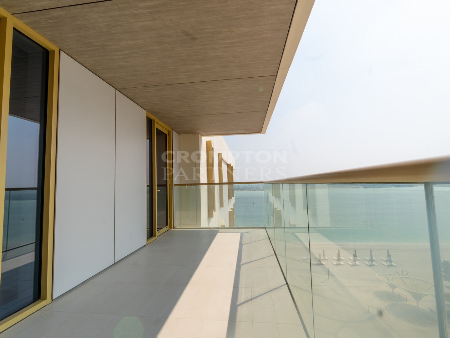 Vacant | Partial Sea View | Beach Access - Photo 1