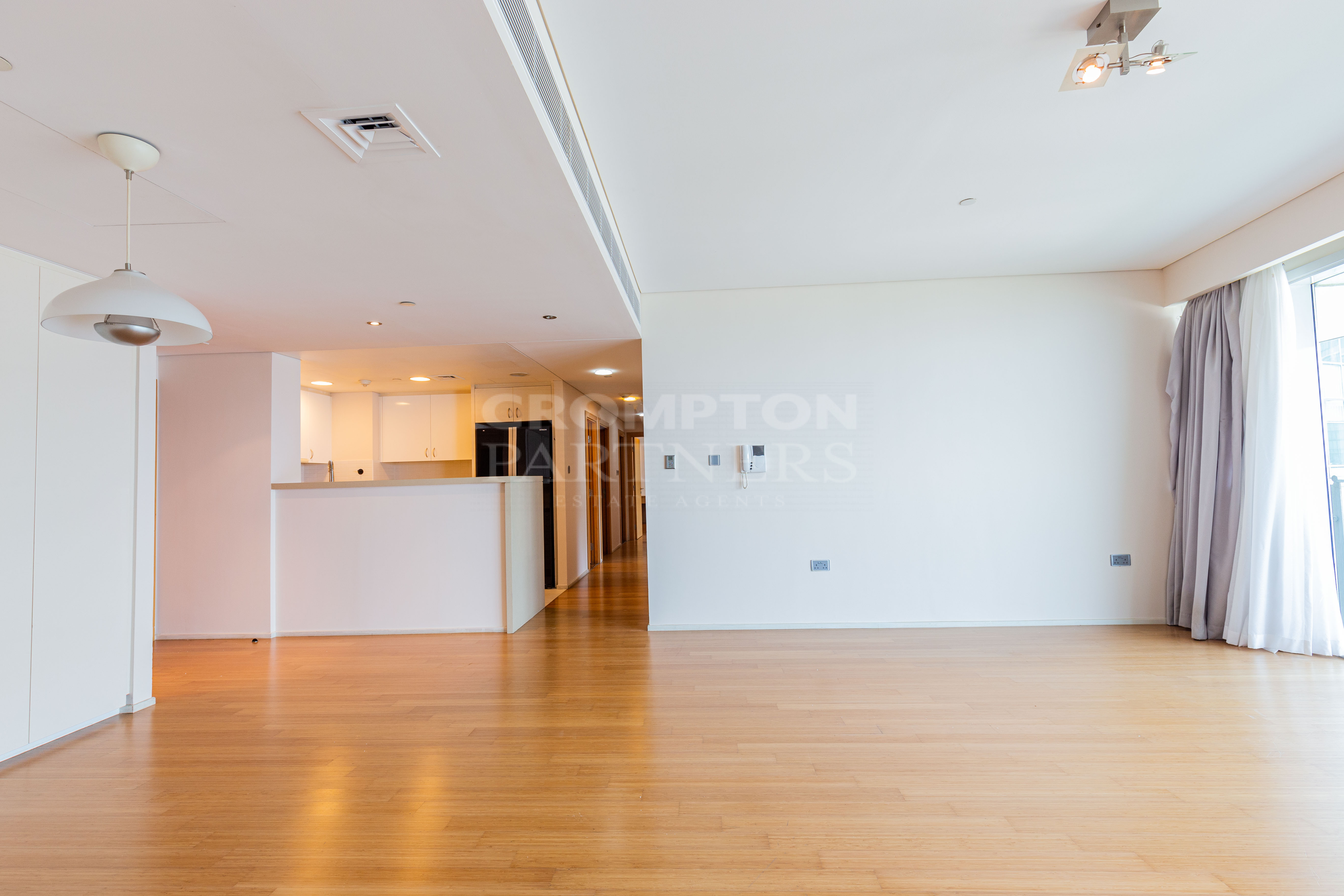 Sea View | Beach Access | Spacious | Call Now - Photo 4