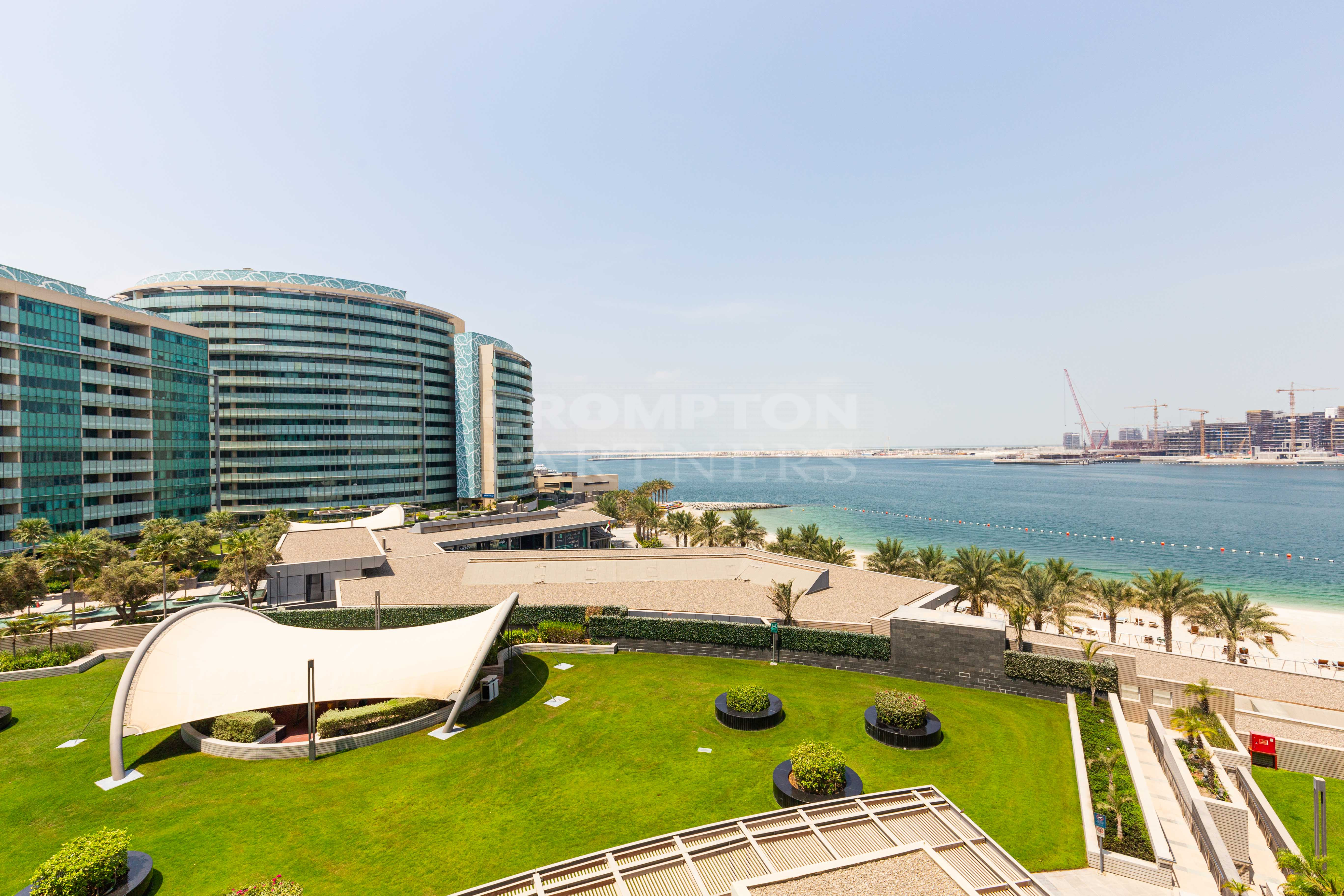 Sea View | Beach Access | Spacious | Call Now - Photo 3