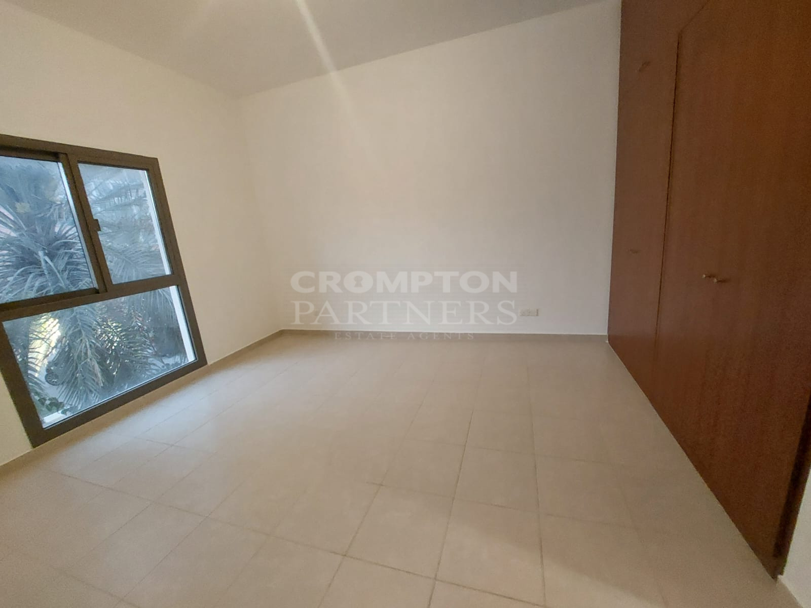 Upcoming 1st Oct |Excellent Family home |Book Now - Photo 4