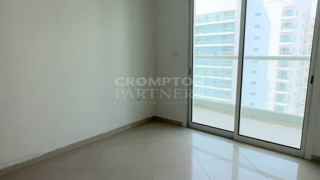 Prime Location | Vacant And Ready | Inquire Now - Photo 5