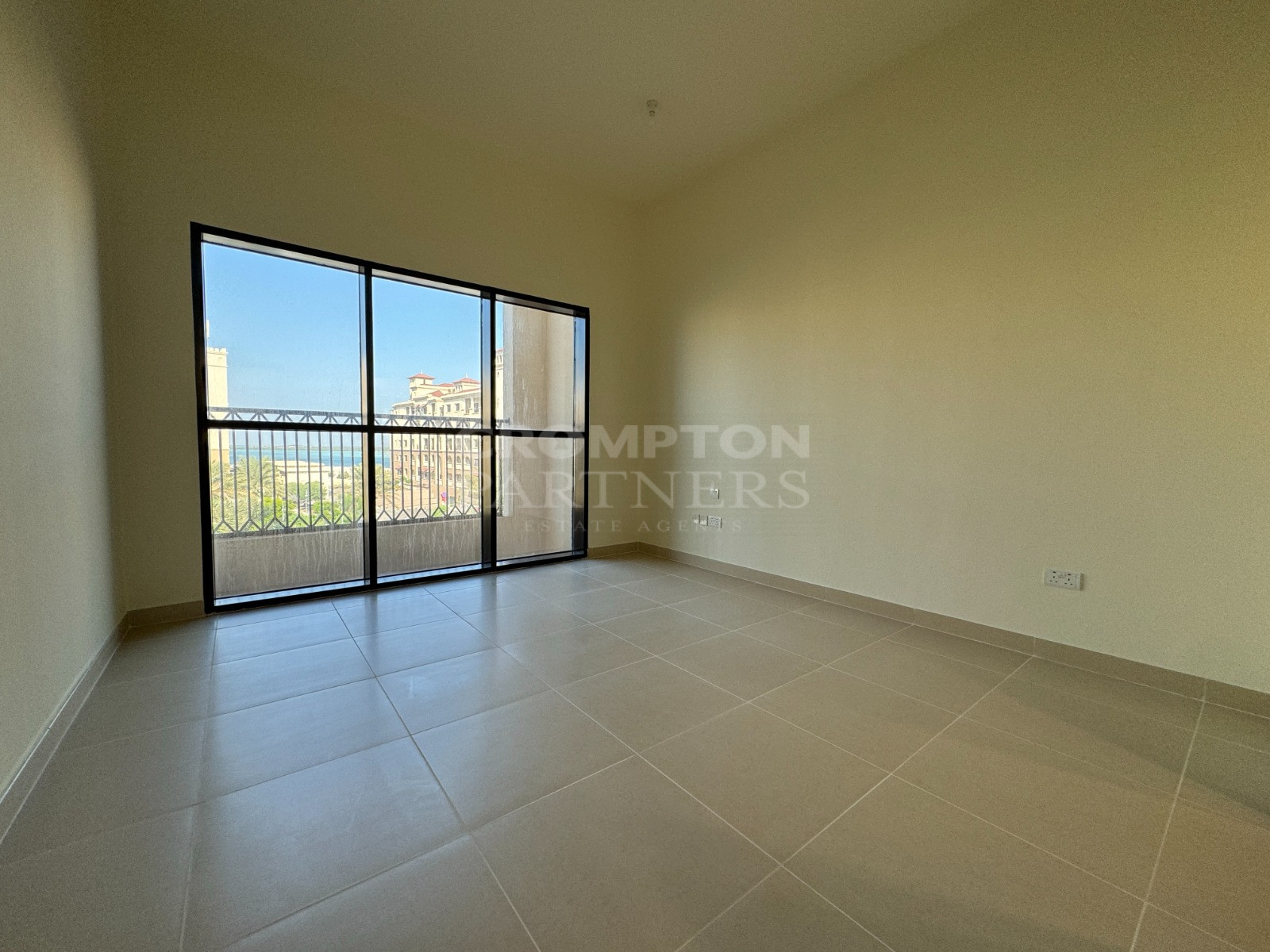 Actual Photos | Balcony | Spacious | Vacant - Photo 4