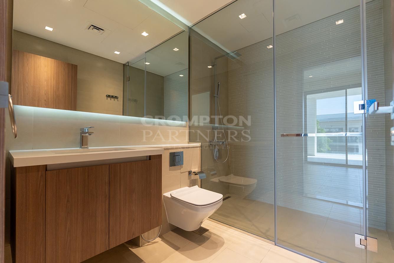 Single Row|Stand Alone Villa|Fully Upgraded - Photo 4