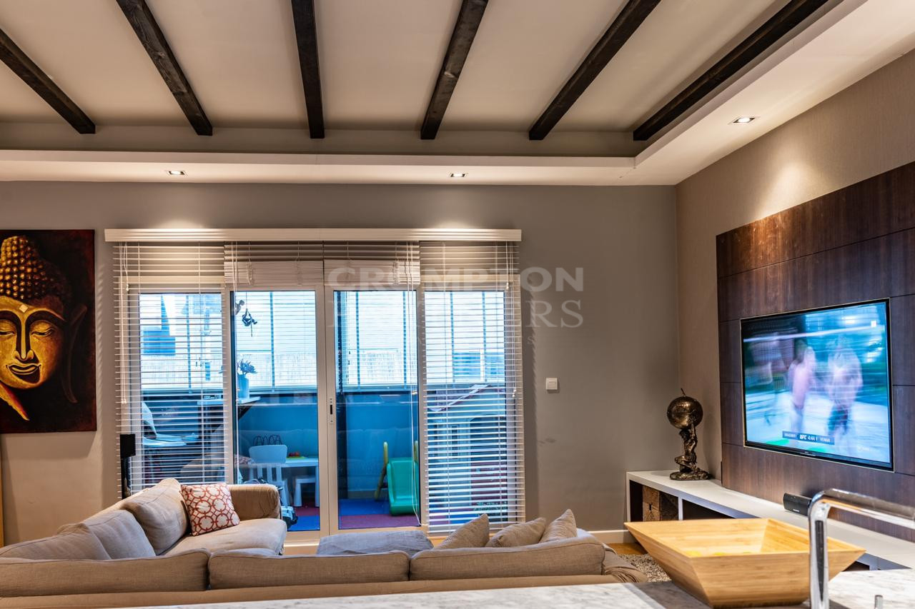 Fully Upgraded | High End Finishes | Luxurious - Photo 5