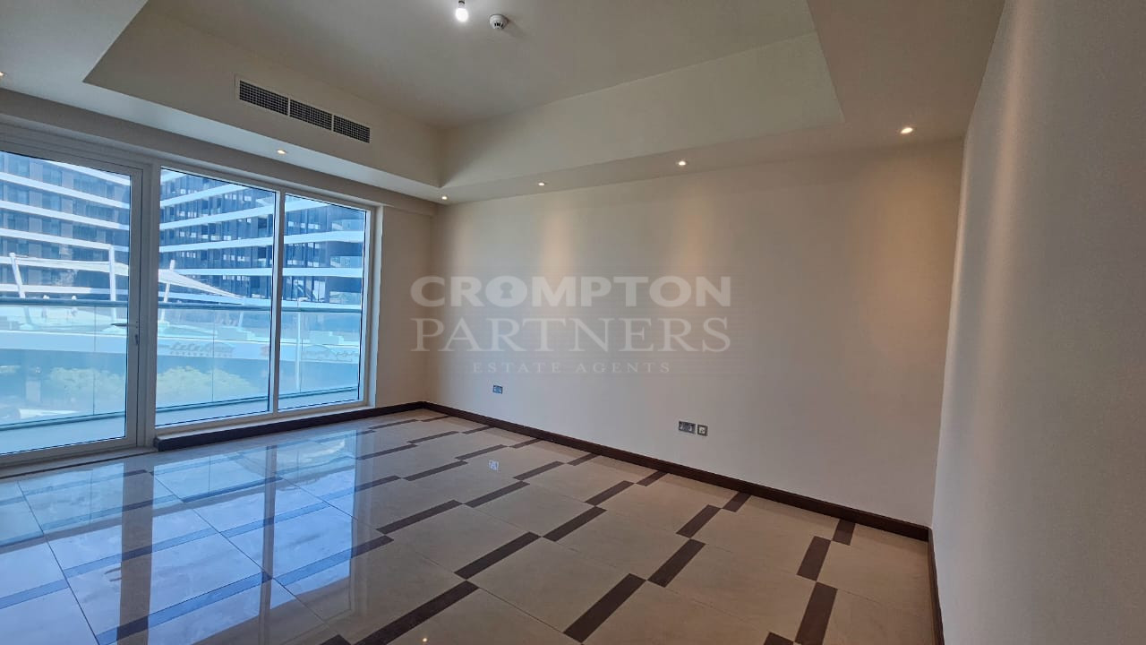 Actual Photos | Lavish Living | Great Location - Photo 4