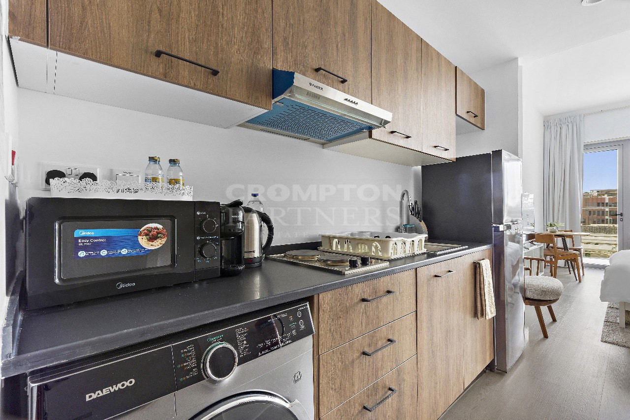 Lavish | Cozy | Furnished | Ready To Move In - Photo 3