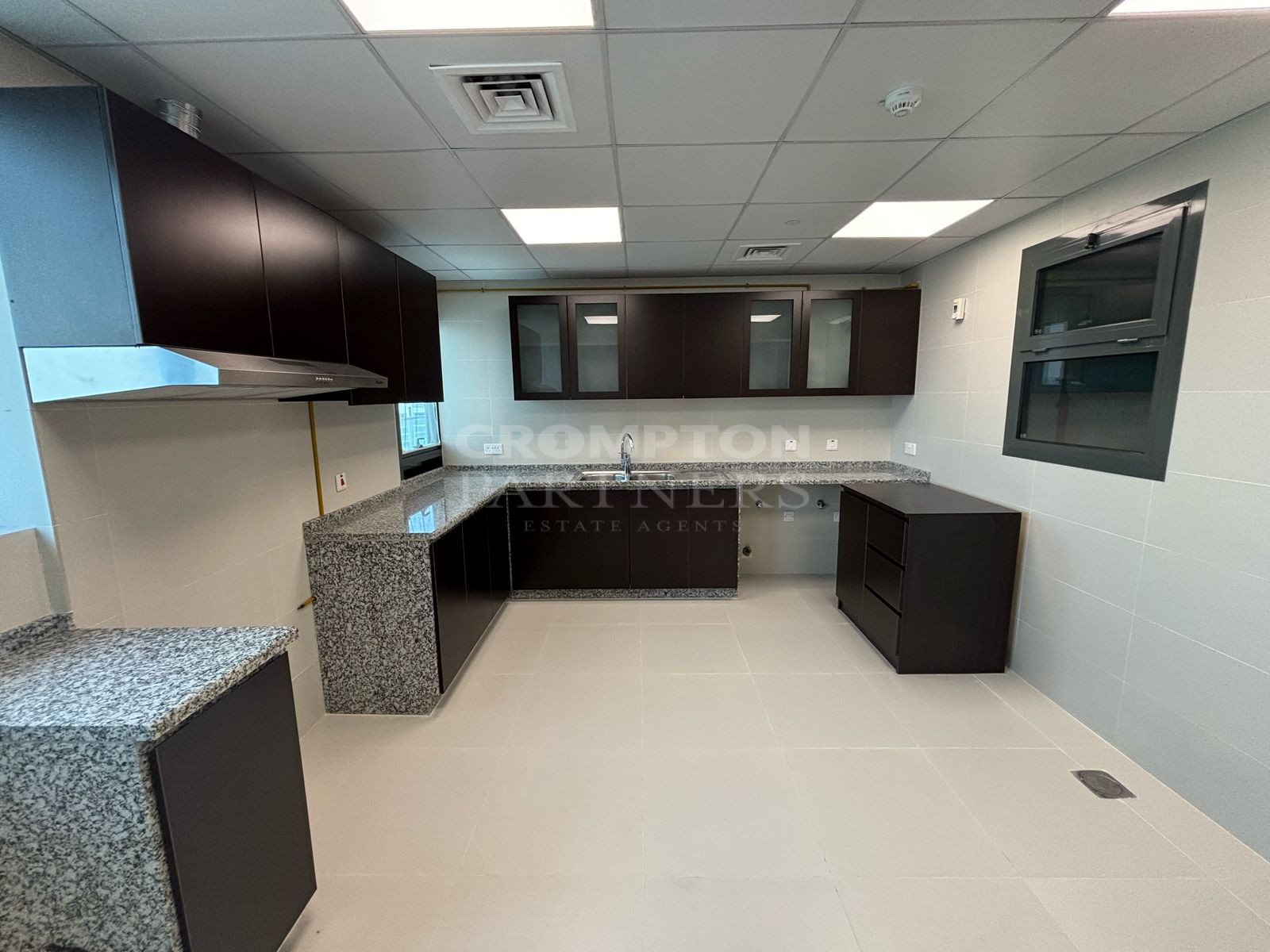  4 Payments | Actual Photos | Ready To Move In - Photo 3