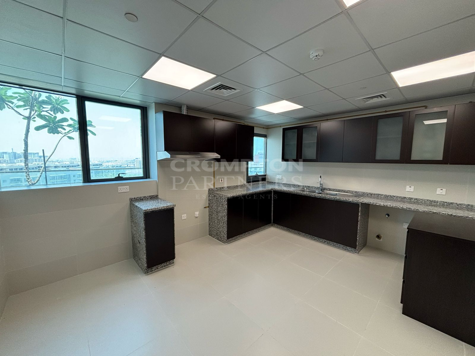  4 Payments | Actual Photos | Ready To Move In - Photo 4