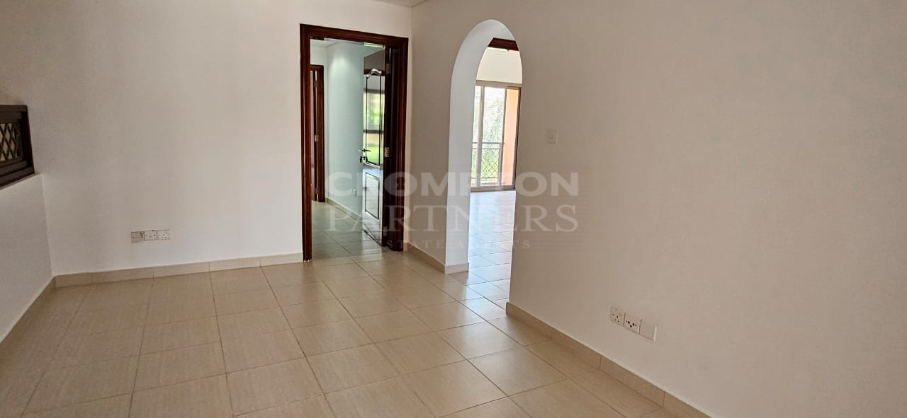 Vacant | Excellent Family Home | Single Row - Photo 4