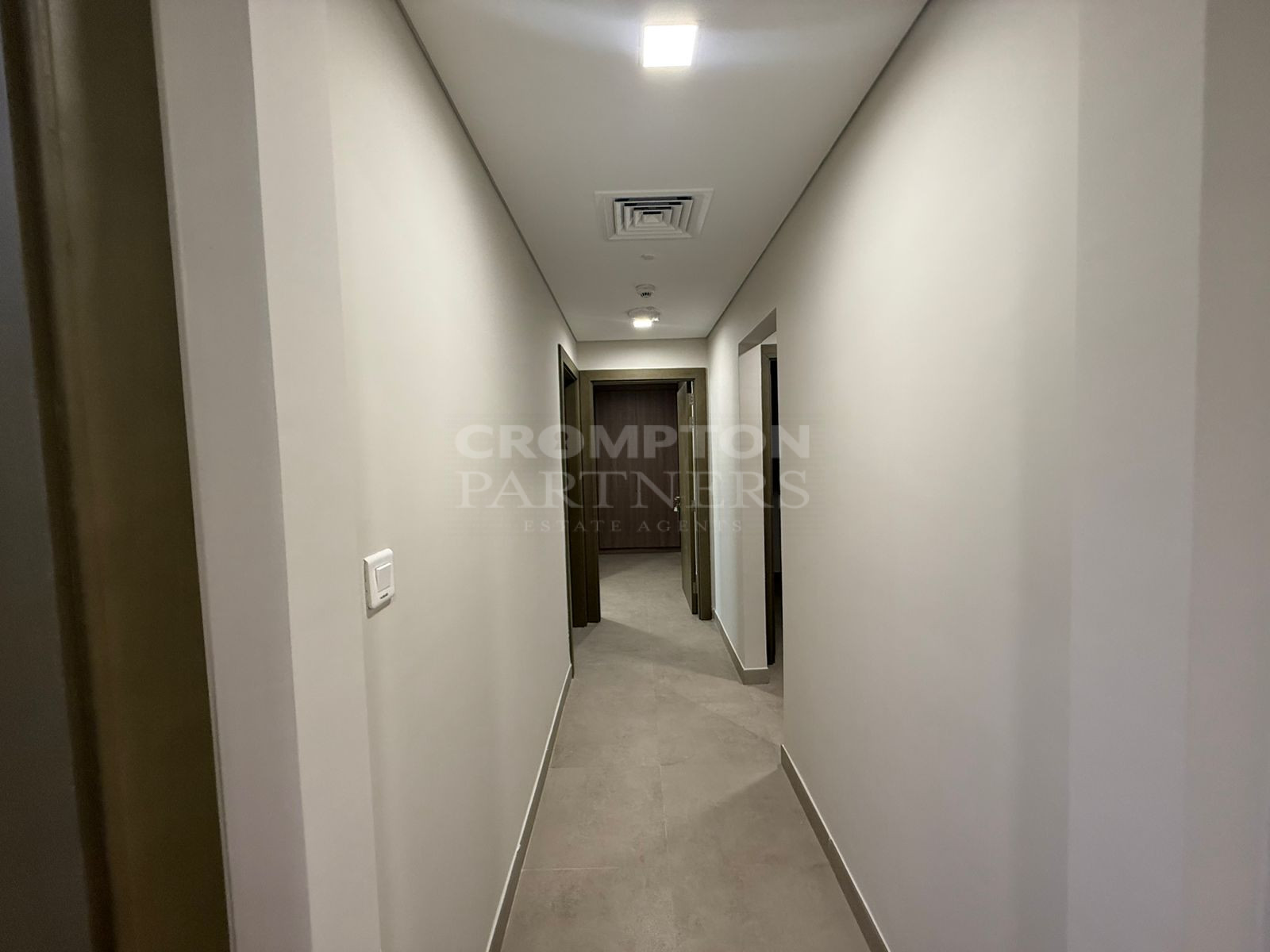 Spectacular | Vacant | Big Layout | Call Now - Photo 4