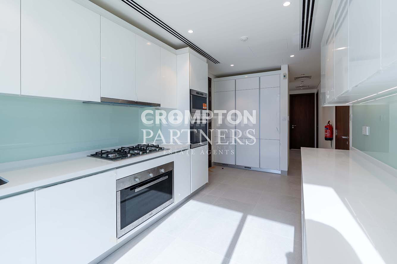 Type V4 | With Landscaping | Closed Kitchen - Photo 5