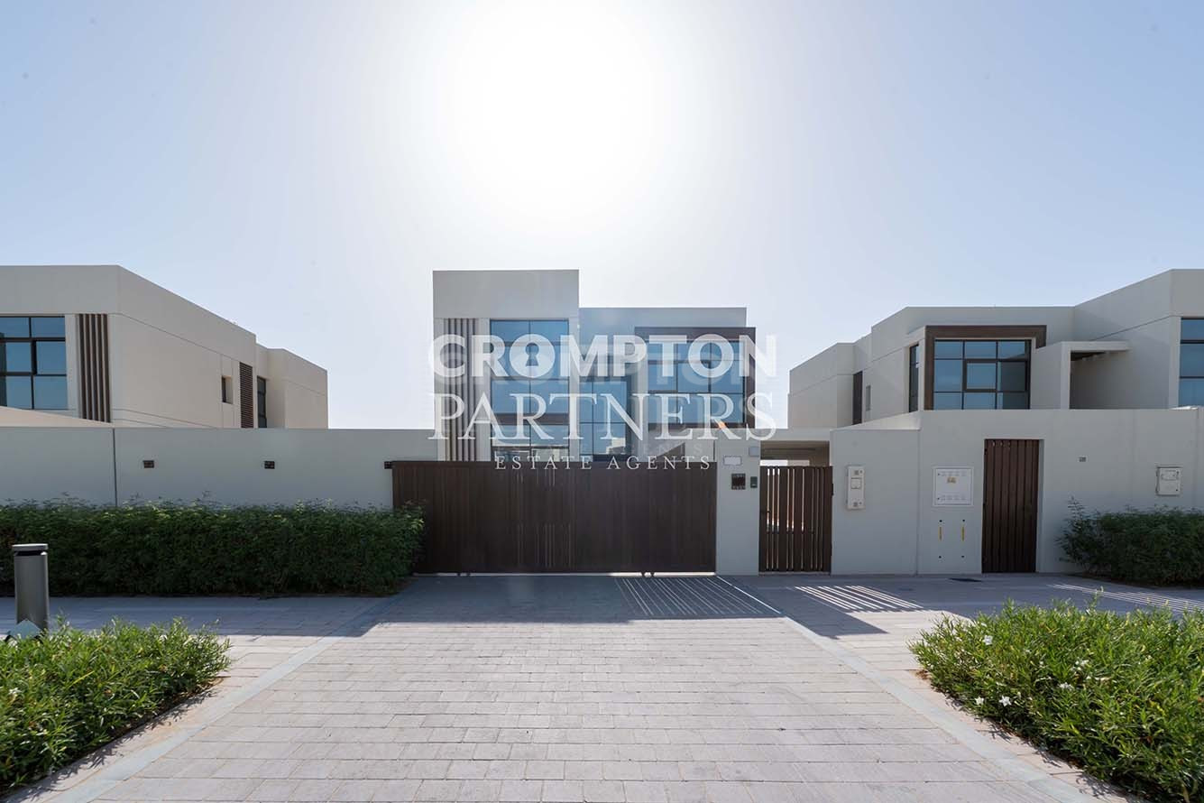 Type V4 | With Landscaping | Closed Kitchen - Photo 1