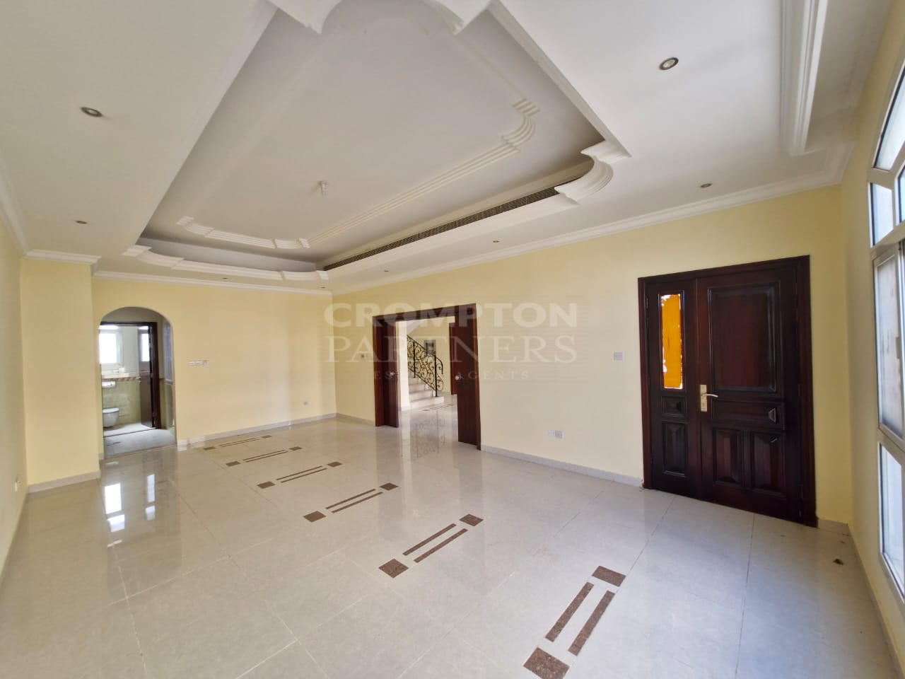 Well-Maintained | Spacious |Excellent Family Home - Photo 3