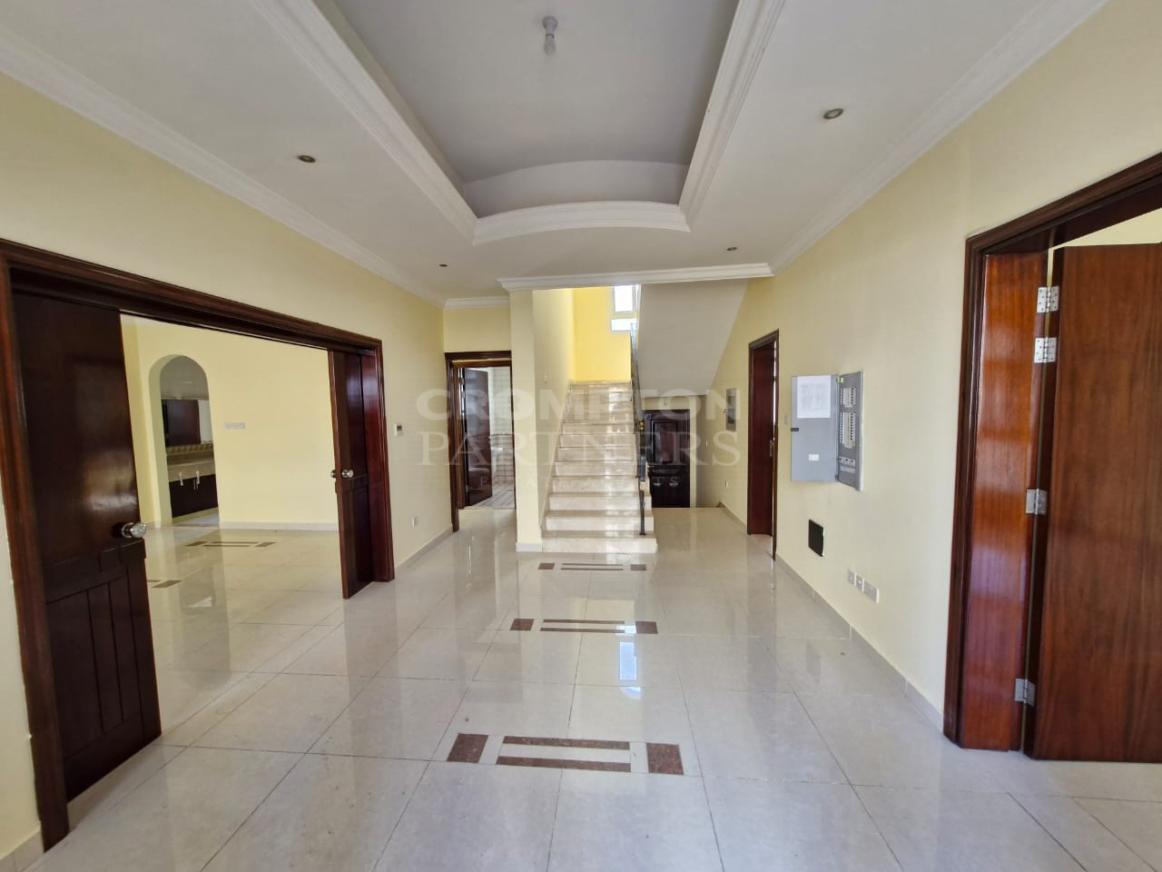 Well-Maintained | Spacious |Excellent Family Home - Photo 4