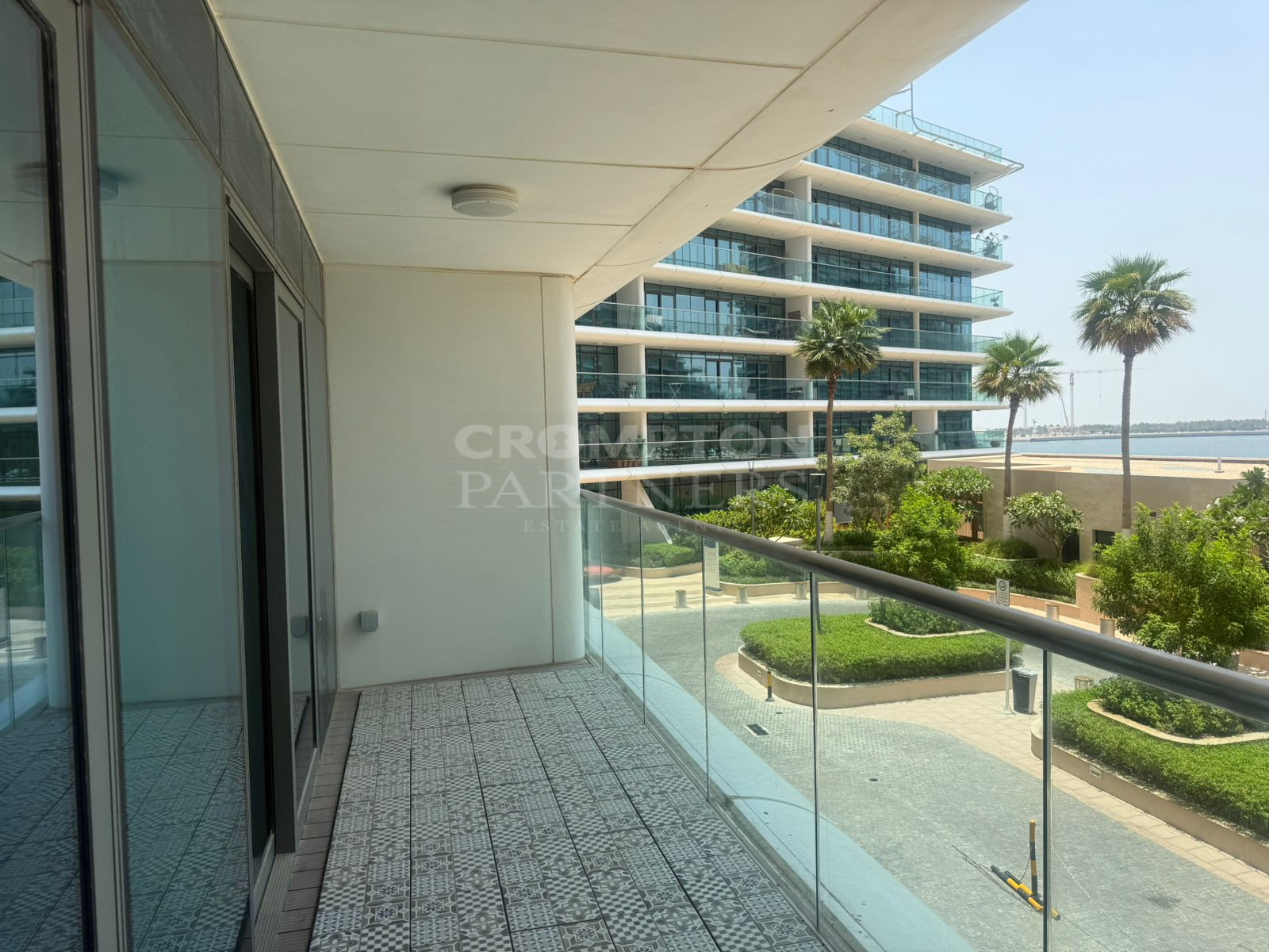 HOTTEST DEAL | Vacant on Transfer | 2 Balconies |