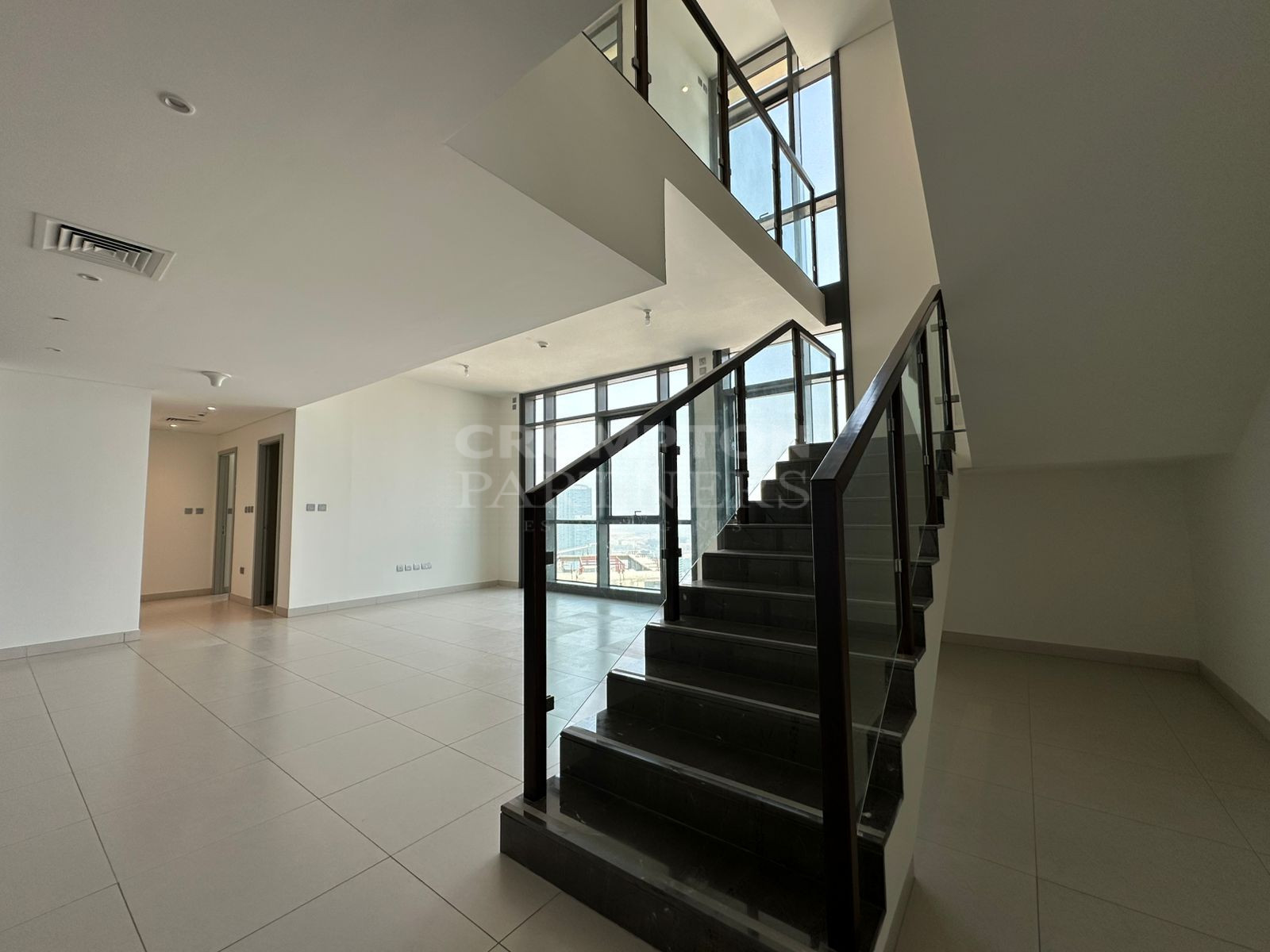 Duplex | Spacious | Water Views | Vacant - Photo 4
