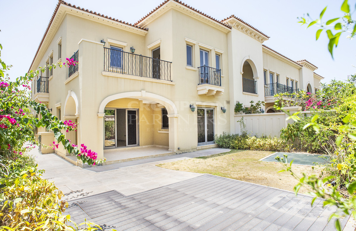 Excellent Family Home | Spacious | Beach Access