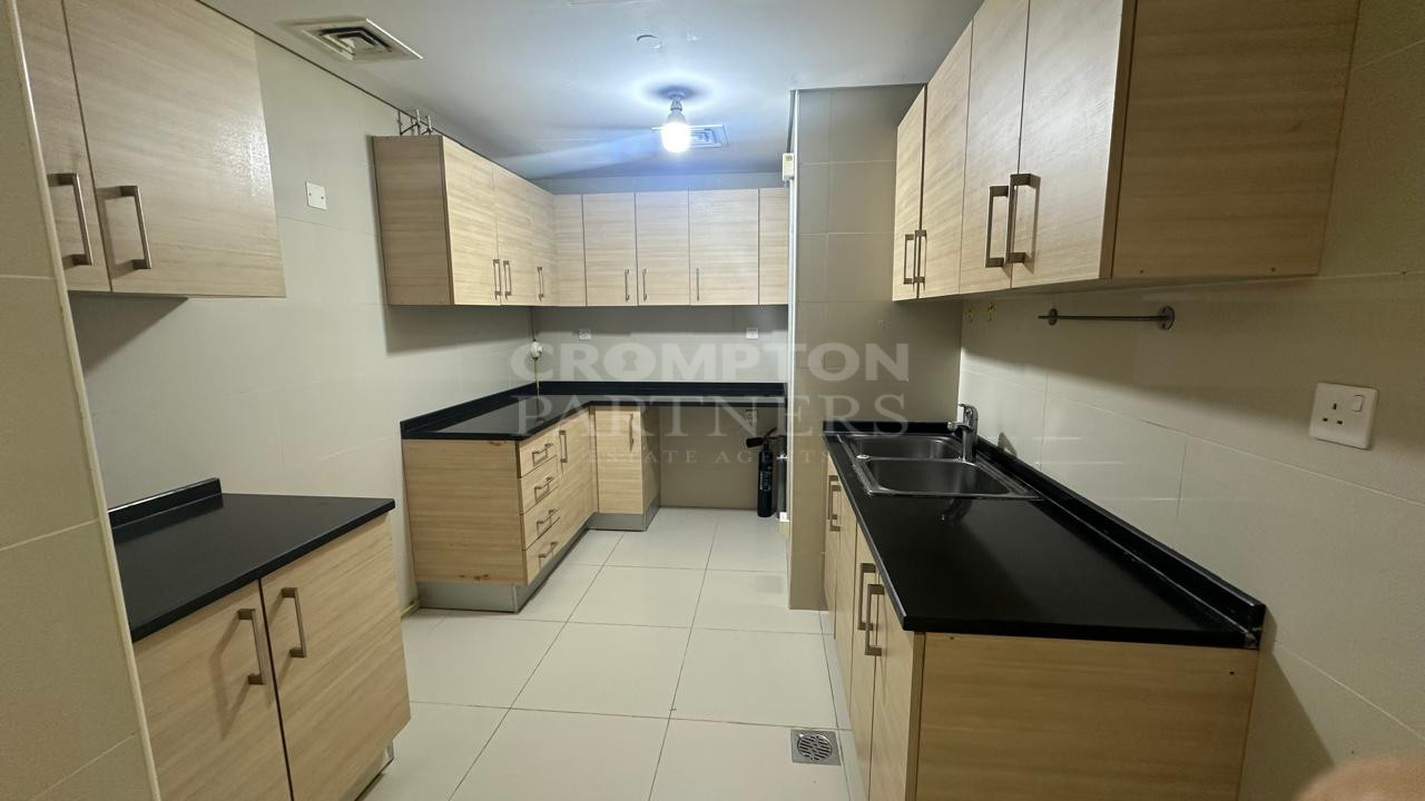 Furnished | Upscale | High Floor | Vacant - Photo 5