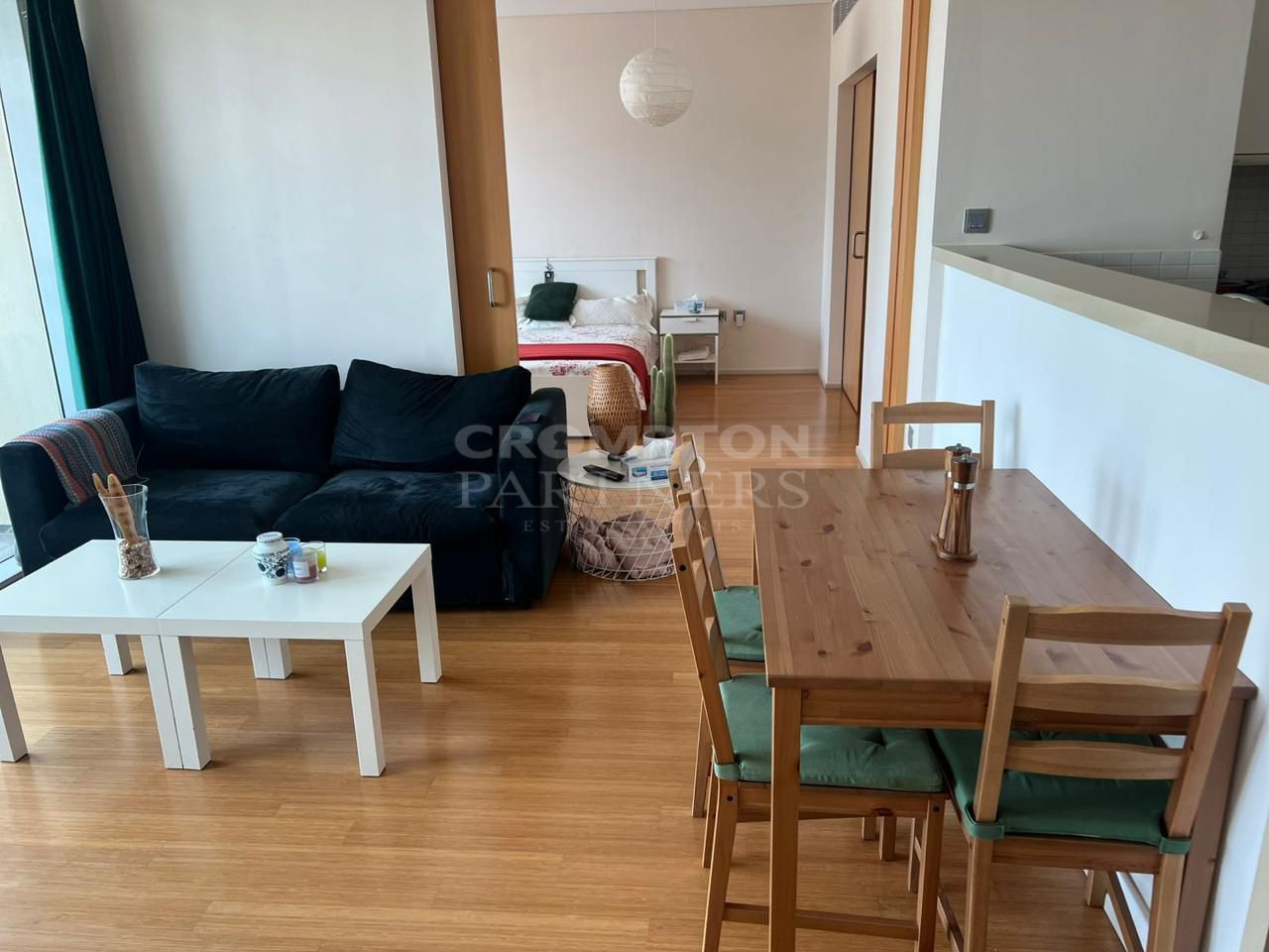 Vacant | Beach Access | Cozy Apartment  
