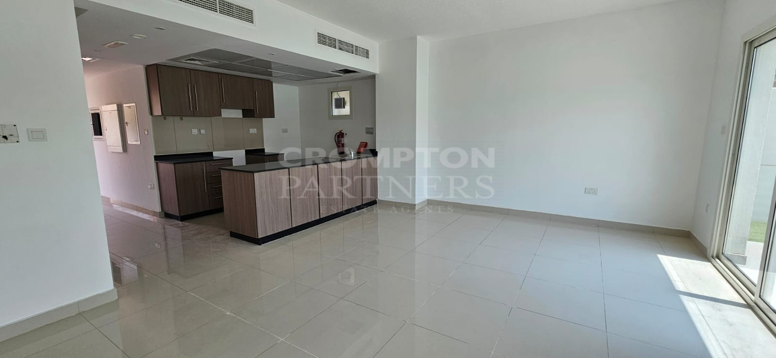 Single Row | Close to Clubhouse | Spacious - Photo 2