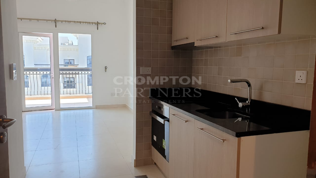 Pool, Golf View | Furnished | High End Facilities - Photo 5