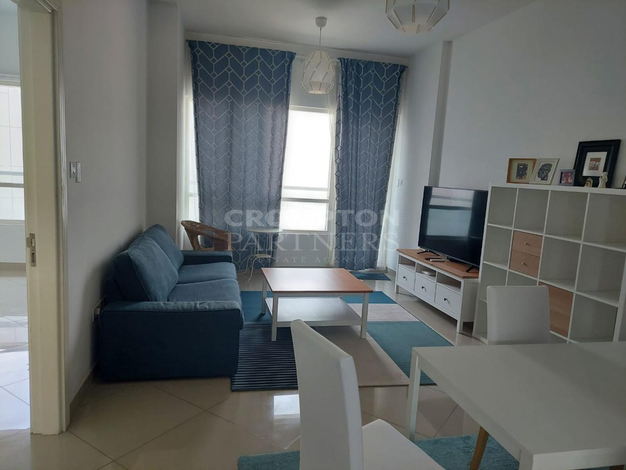 Furnished | High Floor | Partial Water View - Photo 2