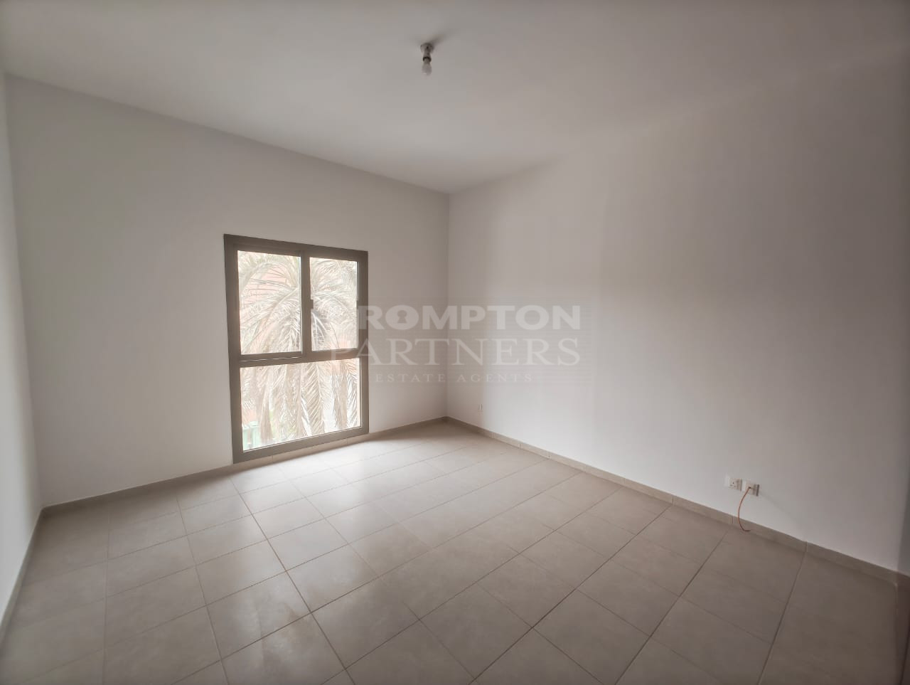 Single Row | Exceptional | Vacant And Ready - Photo 5