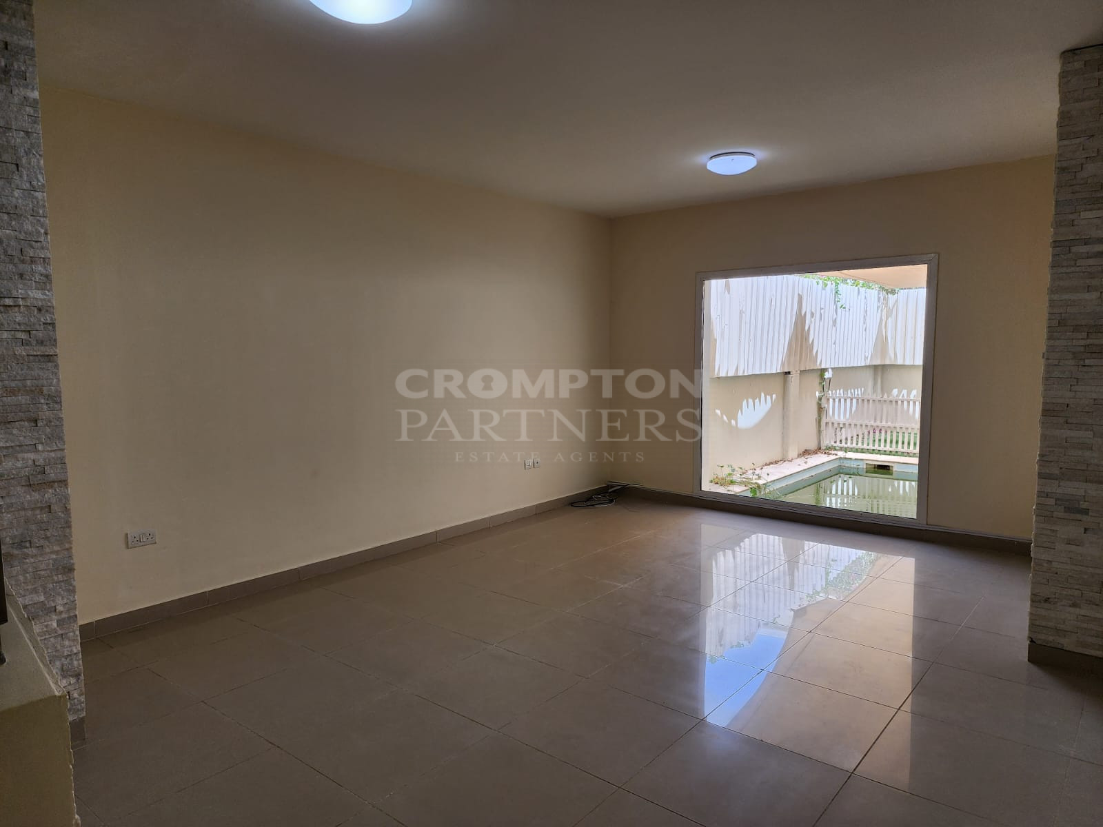 Amazing | Vibrant Community | Close To Airport - Photo 3