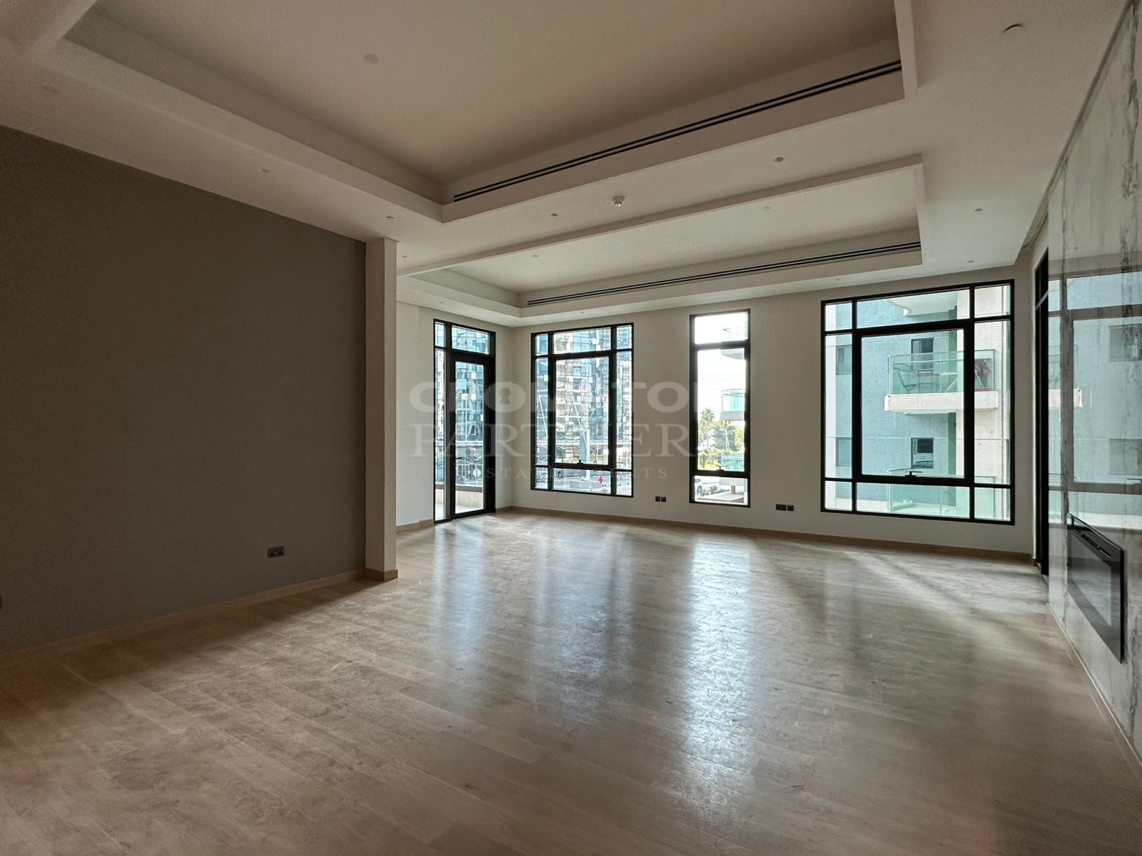 Parquet Flooring | Spacious | Vacant | Call Now - Photo 3