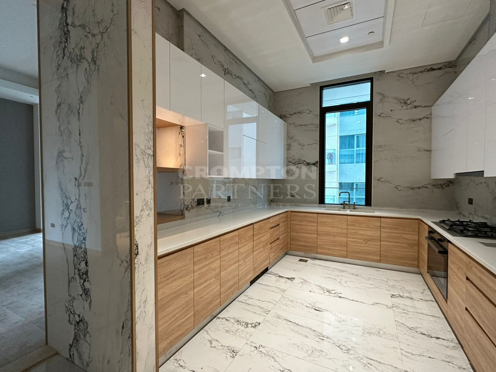 Parquet Flooring | Spacious | Vacant | Call Now - Photo 4