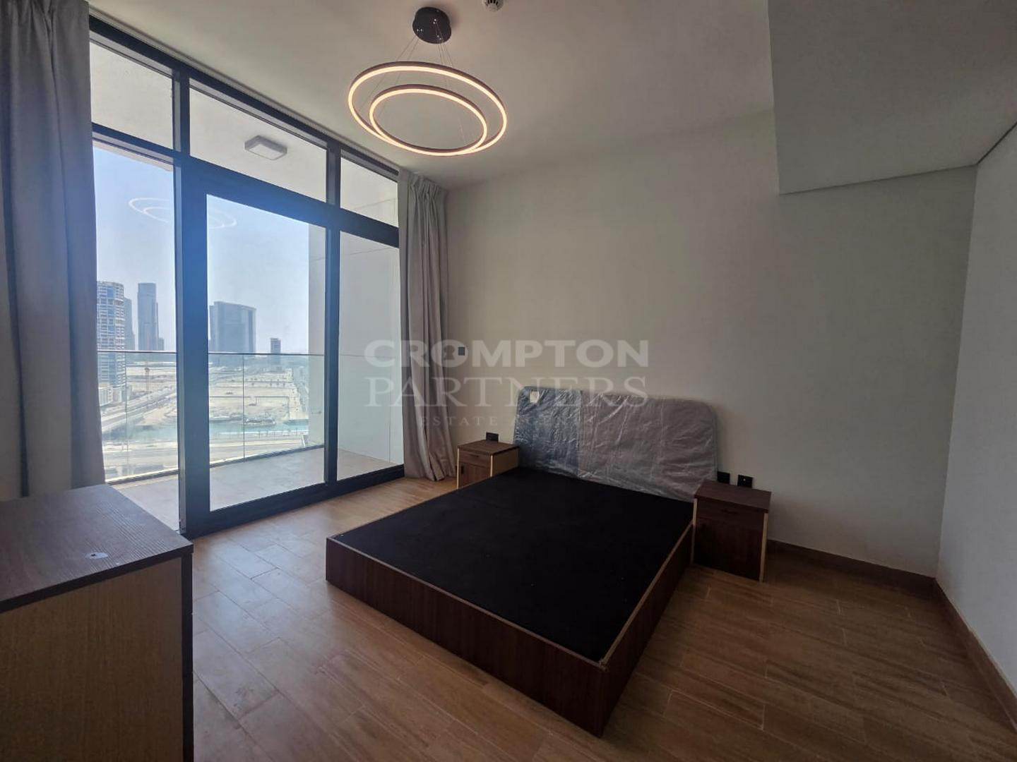 Furnished | Lavish Living | Vacant | Call Now - Photo 4