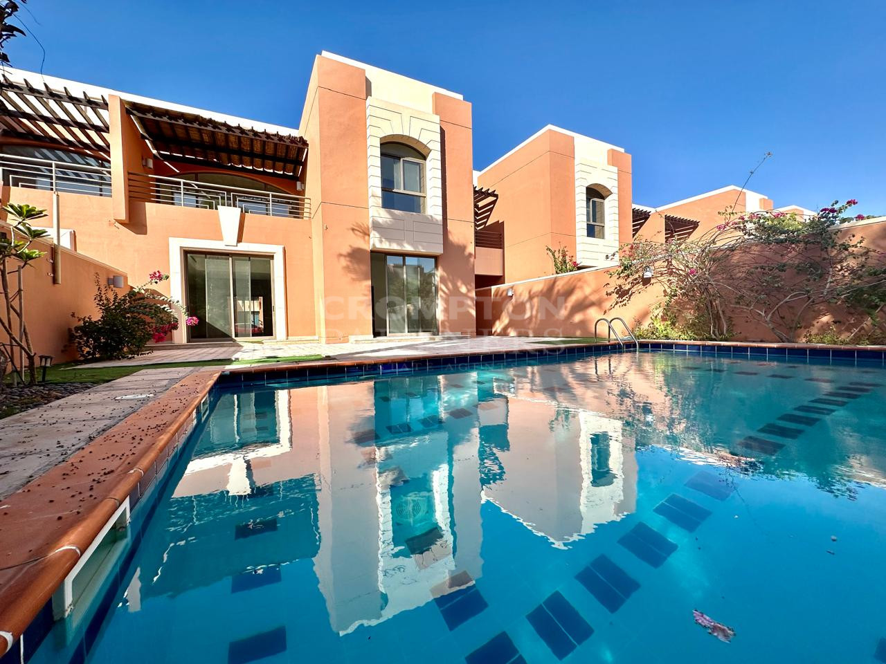 Vibrant Community|Great Amenities|Private Beach