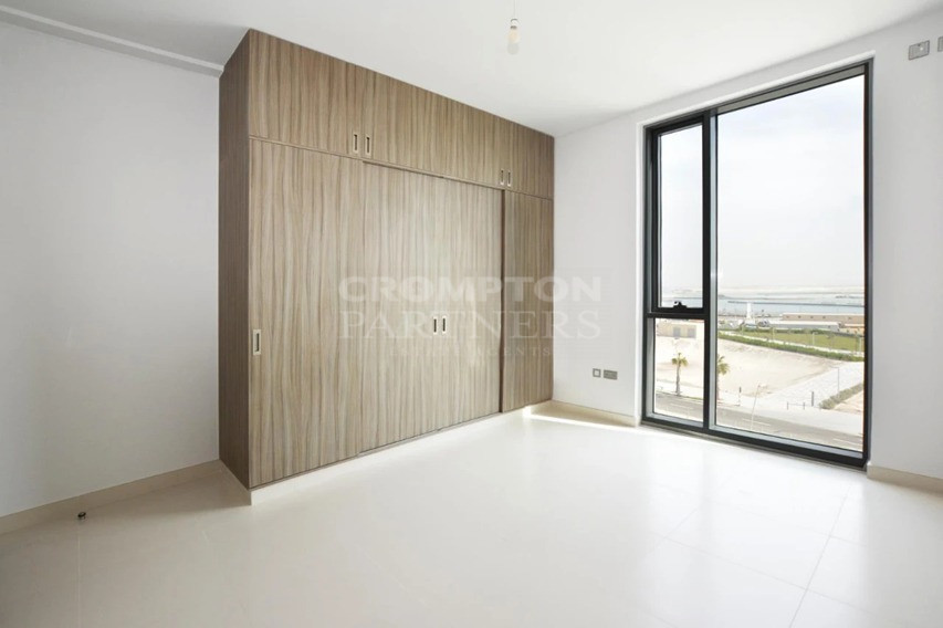 Fancy Living | Balcony | Amazing Views | Upcoming - Photo 3