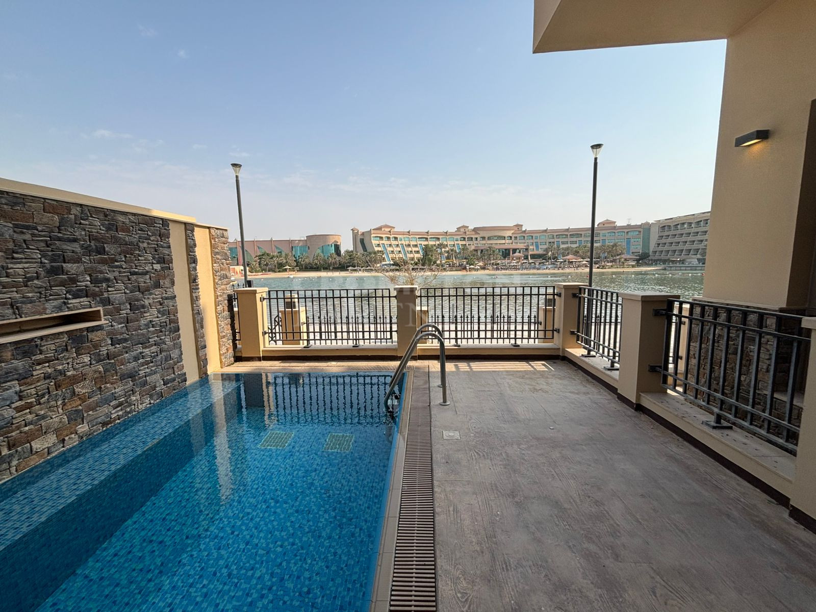 Excellent Family Home | Water Views | Vacant